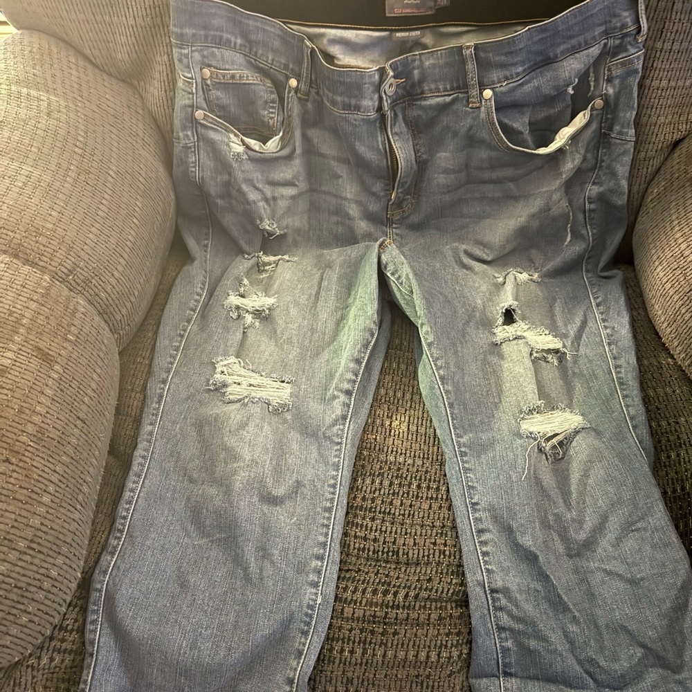 Torrid premium stretch crop jeans size 24
